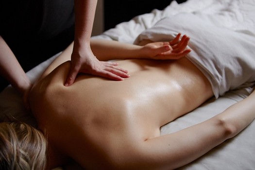 massage services place 